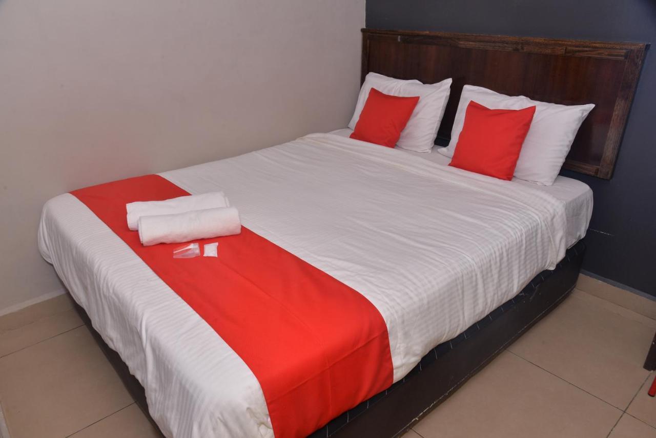 Nice Stay Hotel Raub Ngoại thất bức ảnh
